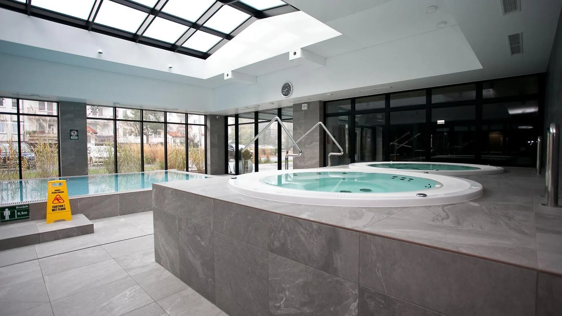 Apartament 420 Green Port Basen & Jacuzzi Kolobrzeg